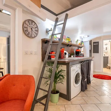 La Tarine: Cozy With Ac, Netflix & Parking Apartment Albertville